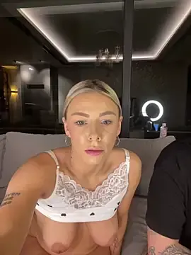 Stripchat Free Porn Cam of SexOnMyLvL