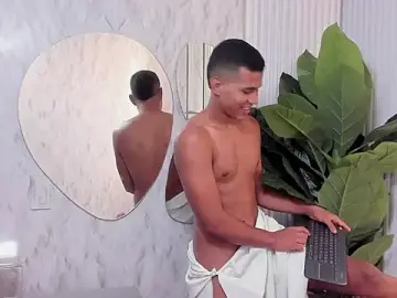 Stripchat Nude Webcam of noahdark_