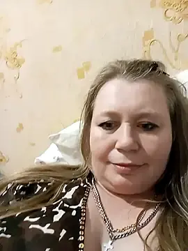 Stripchat Live Sex of KiraStanton