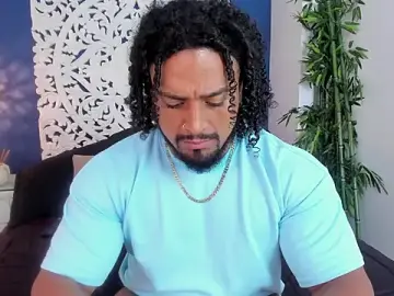 Stripchat Live Porn of MikeEstevess