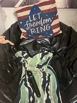 Stripchat Adult Webcam of SEXaddictCANDY10