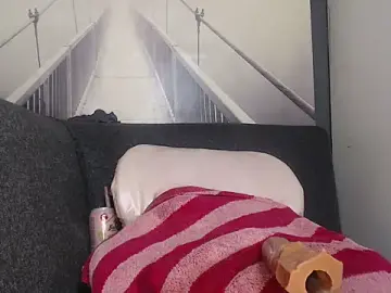 Stripchat Adult Webcam of SEXaddictCANDY10