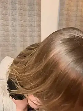 Stripchat Free Live Porn of Sweety_Foxy69