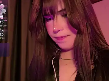 Stripchat Live Sex Cam of Yuri_Stars