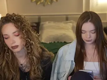 Stripchat Watch Live Sex Cams of Zlata_Sky