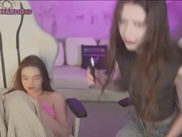 Stripchat Watch Live Sex Cams of Zlata_Sky