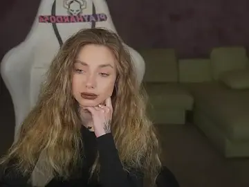 Stripchat Best Webcam of Zlata_Sky