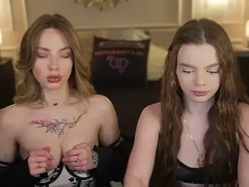 Stripchat Best Webcam of Zlata_Sky