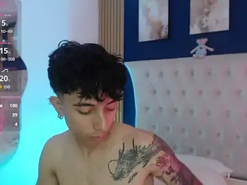 Stripchat Free Live Porn of Aiden_Rivers_