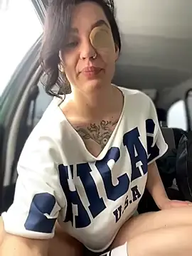 Stripchat Sex Cam of MeekyRich