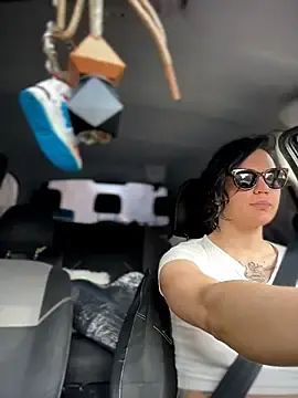 Stripchat Sex Chat of MeekyRich