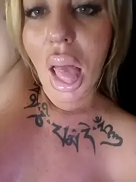 Stripchat Best Webcam of MiaMooly