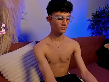 Stripchat Live Sex of Patrick_Howland_