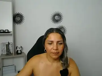 Stripchat Nude Webcam of cum_bigass
