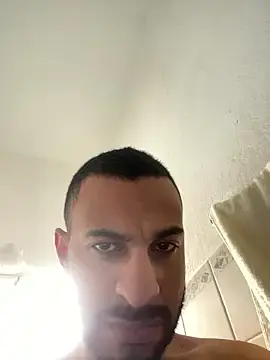 Stripchat Nude Webcam of pauzudomoreno1