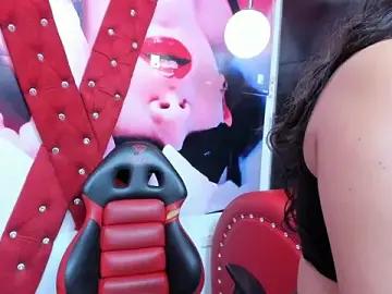 Stripchat Live Sex Cam of carolina_canndy