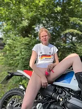 Stripchat Live Sex of Bikergirl_97