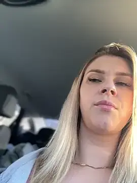 Stripchat Nude Webcam of Love_Bri