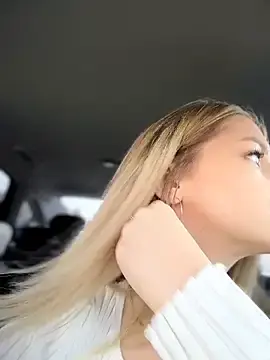 Stripchat Best live sex cam show of Love_Bri