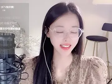 Stripchat Adult Webcam of Ocean--Lili