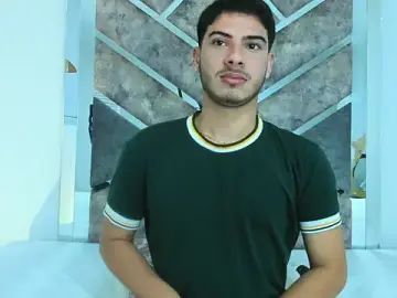 Stripchat Adult Webcam of Apolo_Gray