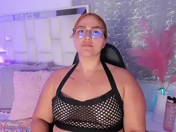 Stripchat Sex Cam of LeahxBarker