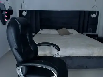 Stripchat Free Live Porn of AlessaRomero