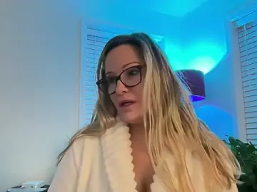 Stripchat Adult Webcam of Milf_Goddess