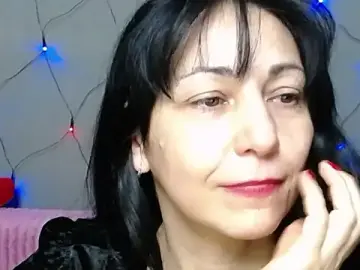 Stripchat Live Sex Cam of LiluGrants