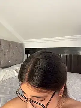 Stripchat Live Porn of AhriCutte