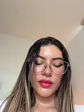 Stripchat Adult Webcam of Your_Honeey