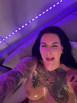 Stripchat Live Sex of InKed-Kathy