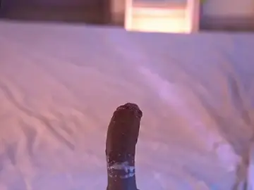 Stripchat Live Sex Cam of Deepsouly