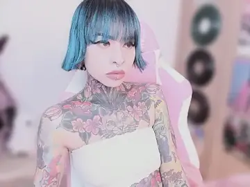 Stripchat Sex Cam of NikkiRamone