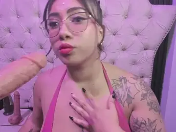 Stripchat Nude Webcam of Sexy_cristall_