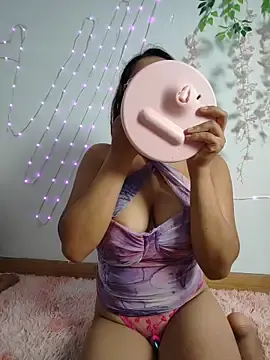 Stripchat Free Porn Cam of airamoon17
