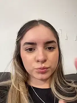 Stripchat Live Sex Cam of imlindapink