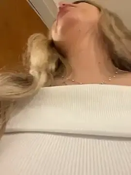 Stripchat Best live sex cam show of imlindapink