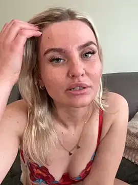 Stripchat Sex Chat of kinkykitty21