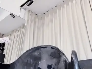 Stripchat Sex Cam of lvy-w