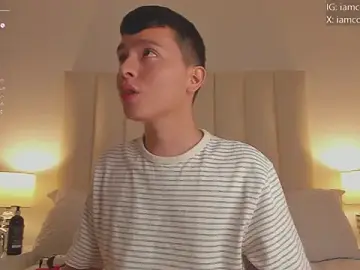 Stripchat Free Porn Cam of the_little_cody