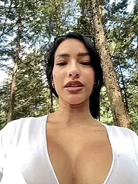 Stripchat Adult Video Chat of DulceLenns