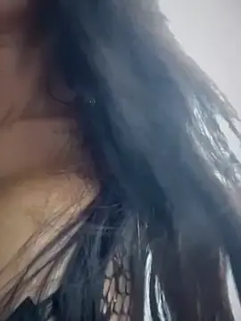 Stripchat Adult Webcam of DulceLenns