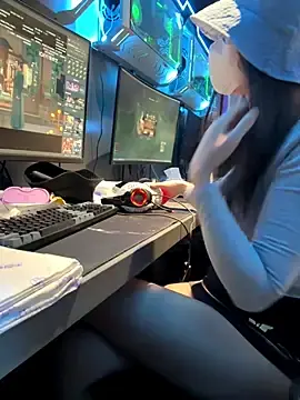 Stripchat Watch Live Sex Cams of nideanbaby