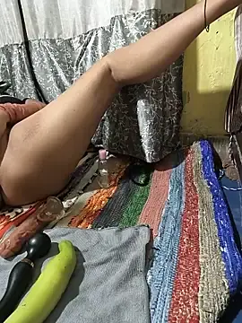 Stripchat Free Porn Cam of Hotty-Rani-Bhabi
