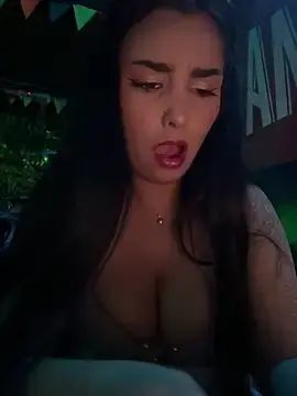 Stripchat Live Porn of Maddy_Rouse_