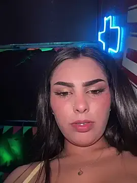 Stripchat Free Live Porn of Maddy_Rouse_