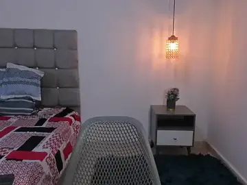 Stripchat Watch Live Sex Cams of Santy_Stump