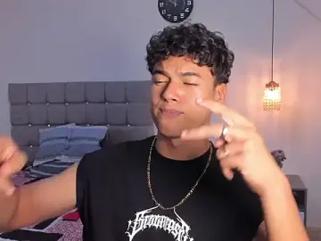 Stripchat Best Webcam of Santy_Stump