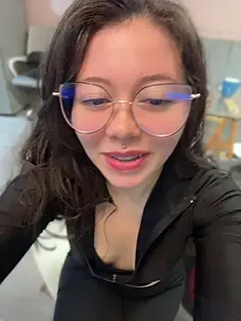 Stripchat Watch Live Sex Cams of abbyhall_